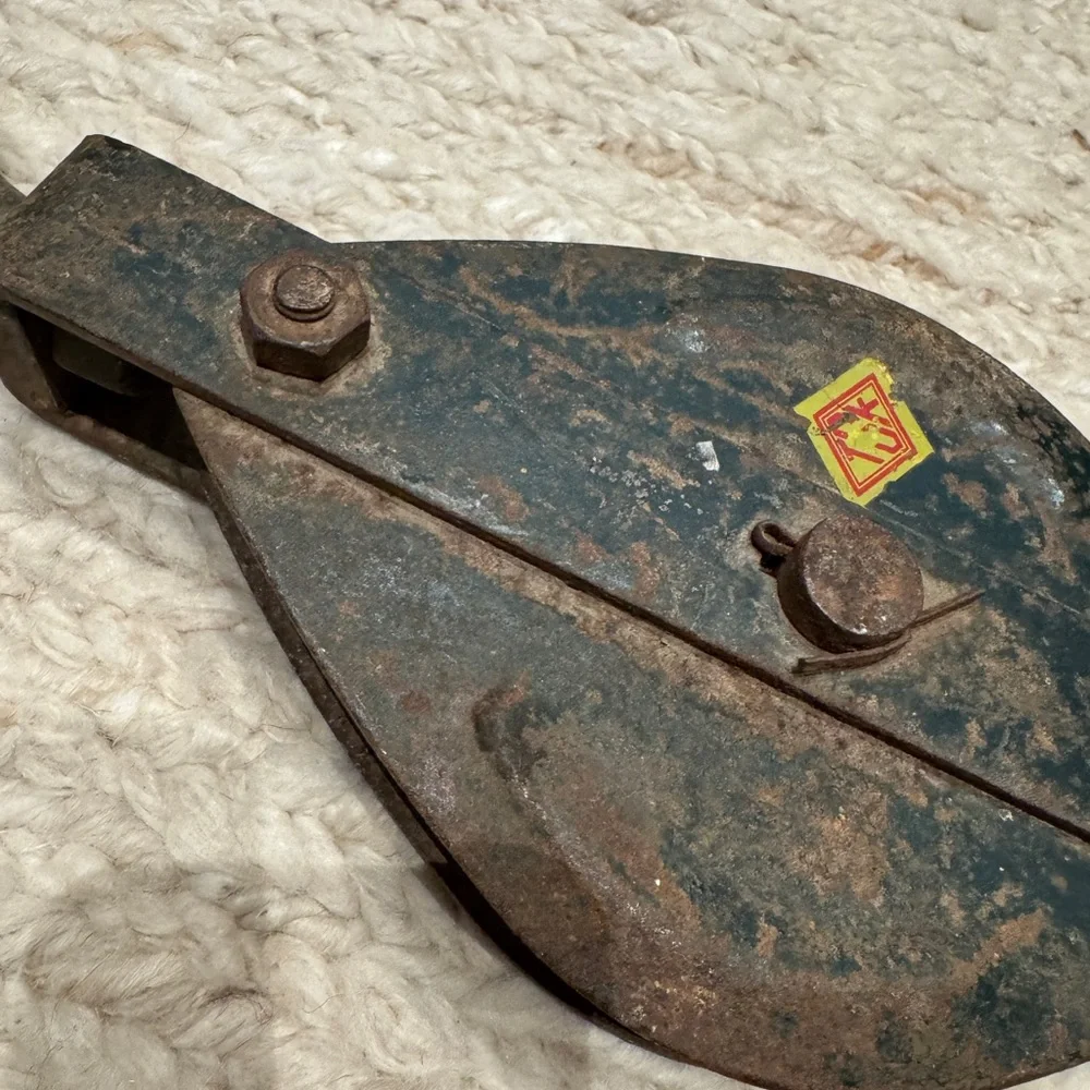 Antique Industrial Iron Pulley / w Hook - Rustic Farmhouse Decor - Vintage Barn